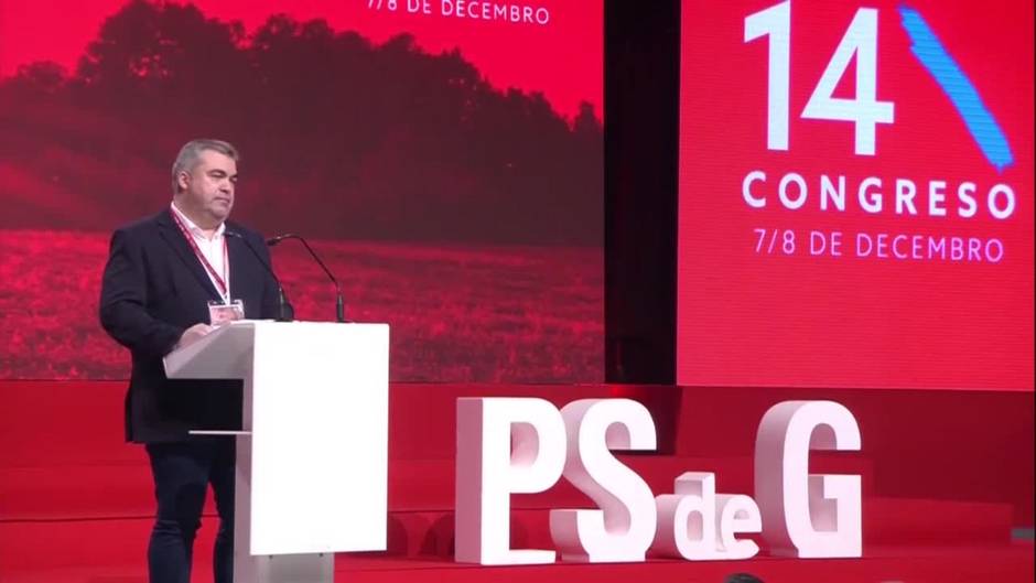 El PSOE pide a Casado a "aprender" de los padres de la Constitución