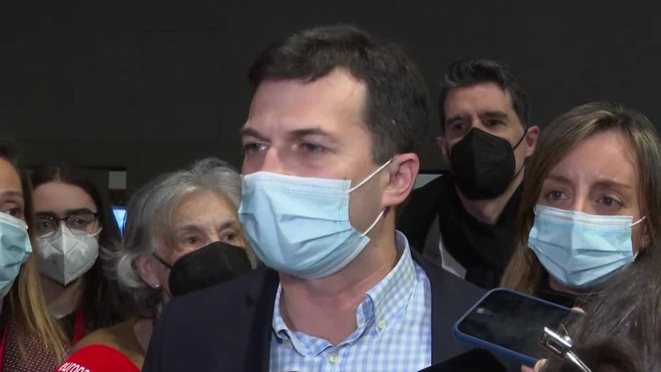 Caballero desea a la dirección del PSdeG "éxitos" pero avisa del riesgo de "debilitar la democracia"