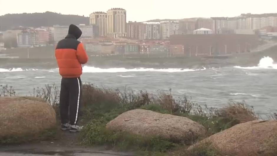 La borrasca Barra golpea Galicia y deja una nevada importante en Pedrafita (Lugo)