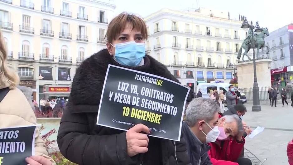 Afectados por cortes de luz en la Cañada Real exigen una solución urgente