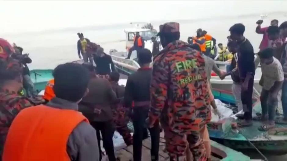 Mueren 38 personas en el incendio de un ferry en Bangladesh