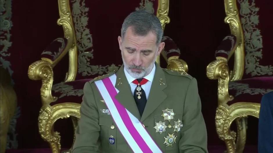 El Rey honra la memoria de las víctimas de ETA y sus familias