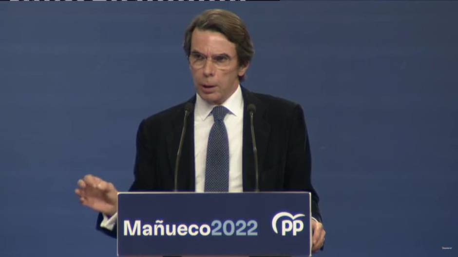 Aznar irrumpe en la campaña de Castilla y León para defender el proyecto del PP