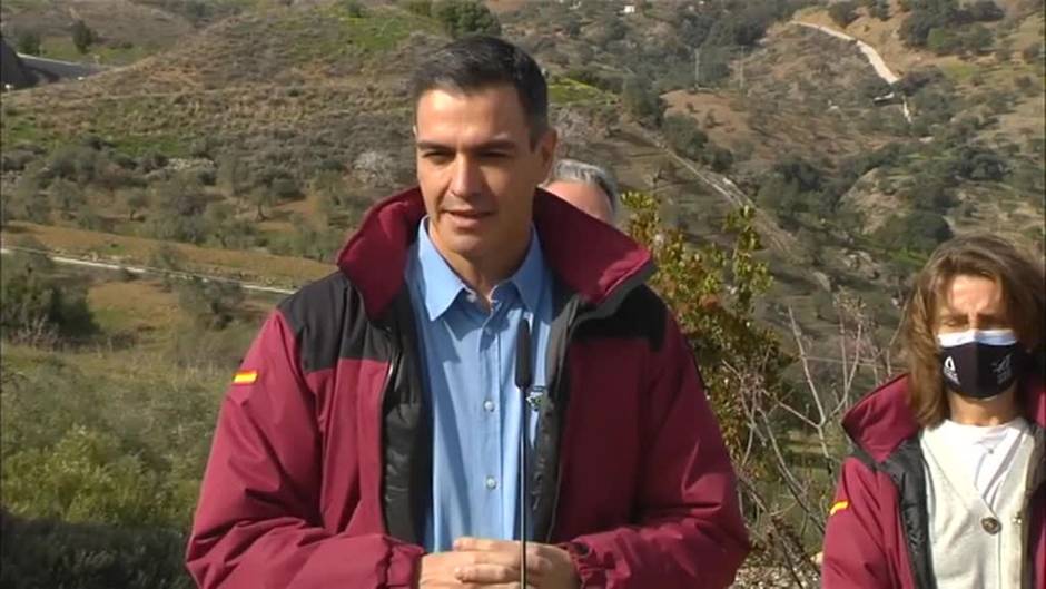 Sánchez pone en valor la biodiversidad en su visita al Parque Nacional Sierra de las Nieves