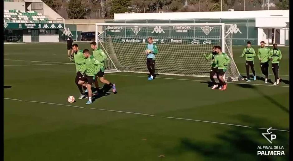 Entrenamiento del lunes en el Real Betis