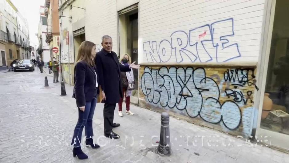 Sanz, candidato del PP a la Alcaldía de Sevilla, presenta su decálogo para una ciudad limpia