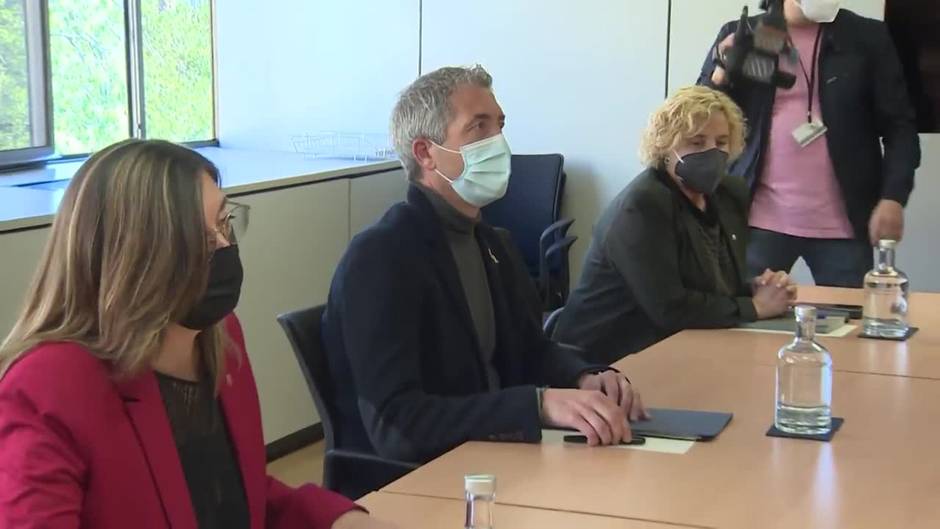 El conseller Cambray se reúne con los representantes de los sindicatos educativos