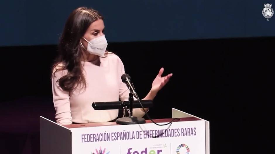 La reina Letizia destaca "el trabajo de FEDER estas dos décadas" con las enfermedades raras