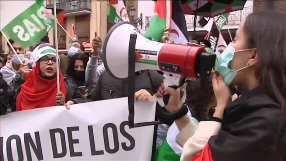 Multitudinaria concentración en Madrid por el pueblo saharaui