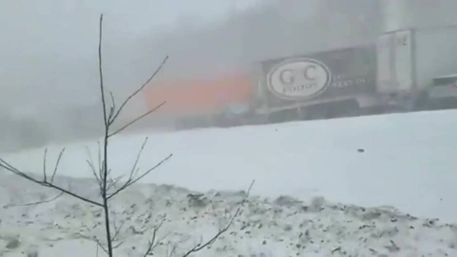 Tres fallecidos en un choque múltiple en Pensilvania