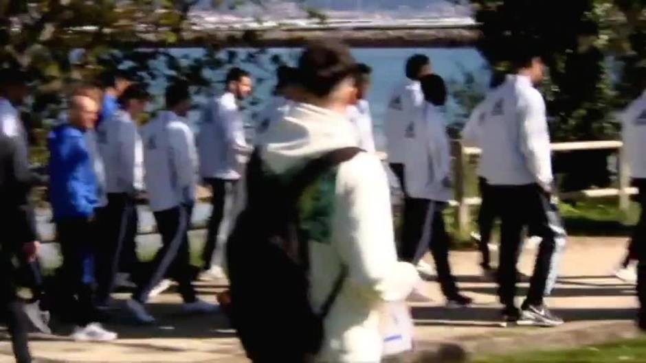 Los jugadores del Real Madrid pasean por Vigo antes de enfrentarse al Celta