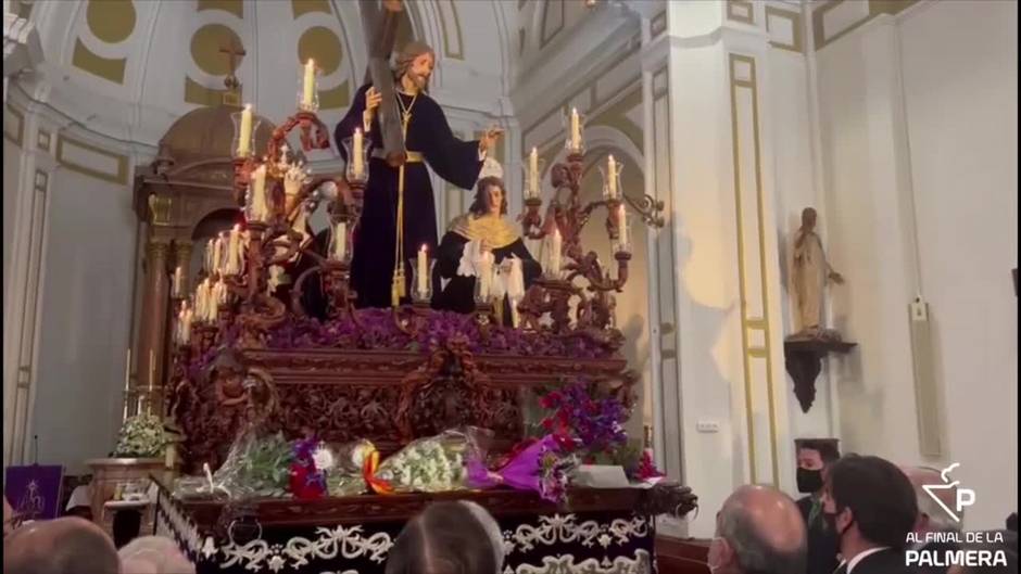 Ofrenda del Betis a la hermandad de La Misión