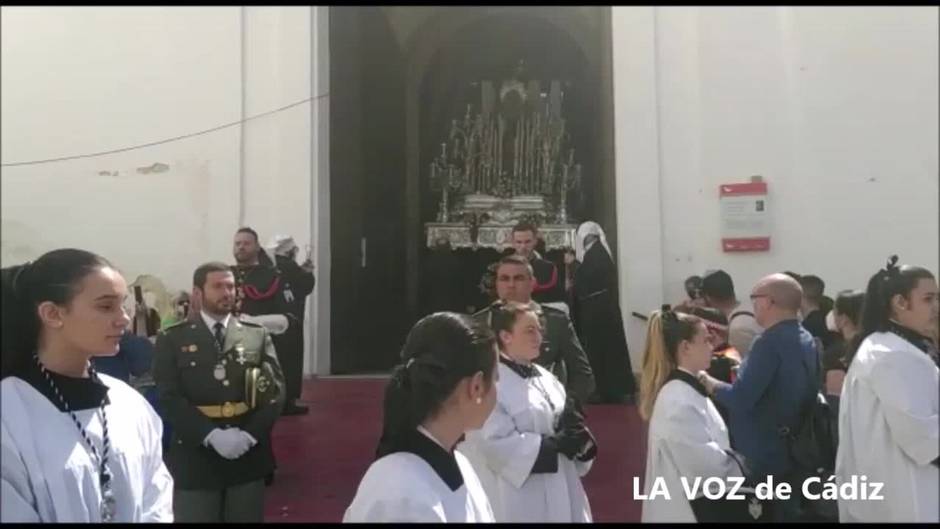 Vídeo: Santo Entierro, el Sábado Santo en Cádiz. Semana Santa 2022