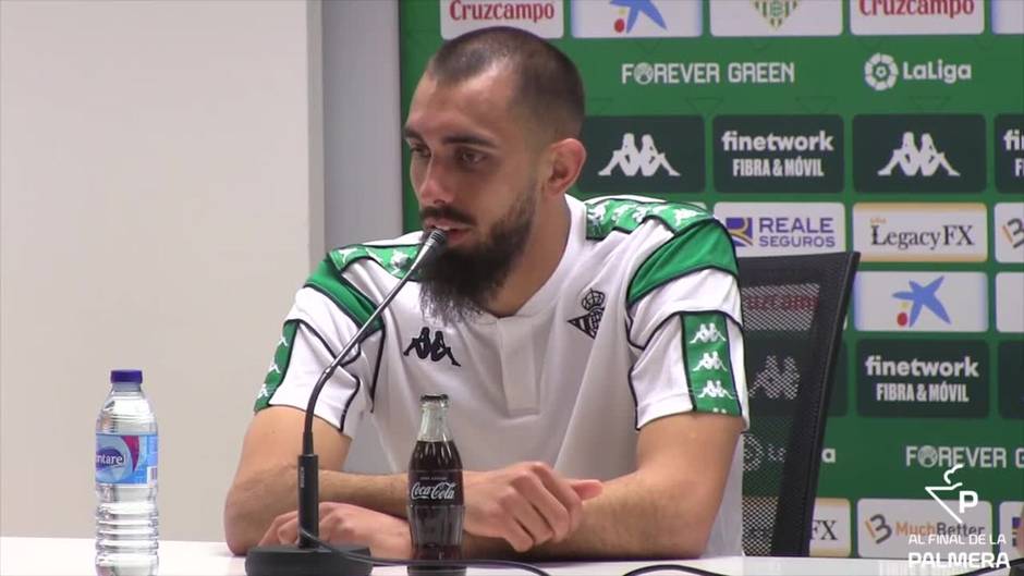 Borja Iglesias: «Me gusta imaginar situaciones, no sólo de gol, intentar pensar en ello»