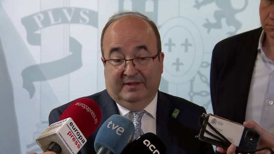 Iceta dice que "no hay alternativa al diálogo" y remite a la comparecencia de Robles