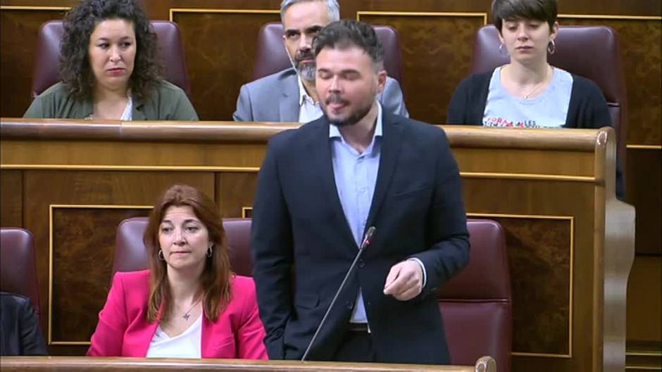 Sánchez y su "lapsus imperdonable" al llamar Abascal a Rufián