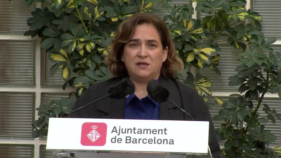 Colau pide a Almeida ser “prudente” y no comparar las situaciones judiciales de Barcelona y Madrid