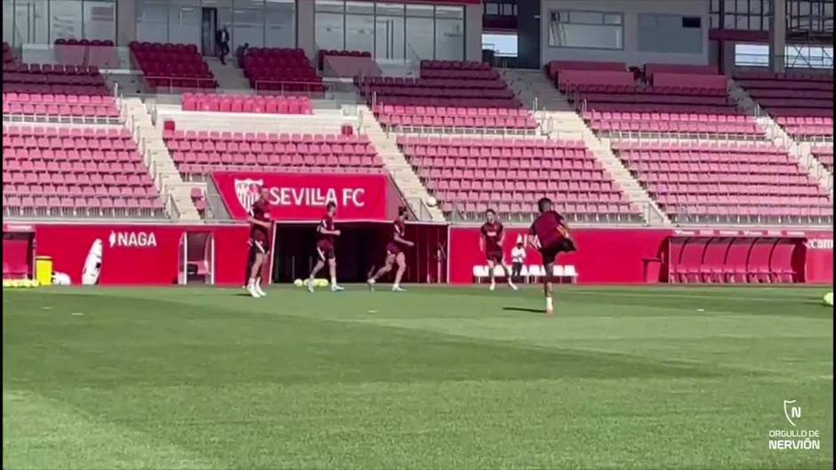 Entrenamiento sin Papu, Acuña y Navas para preparar el duelo ante el Atlético