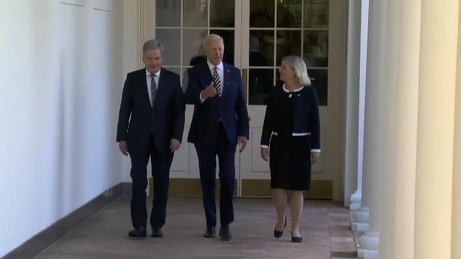Biden se reúne con los líderes de Finlandia y Suecia