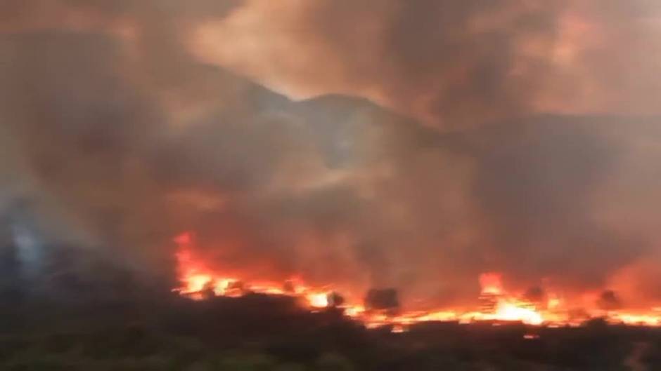 2.700 hectáreas quemadas en Artesa de Segre, Horta de San Joan y el parque de El Garraf, estabilizados