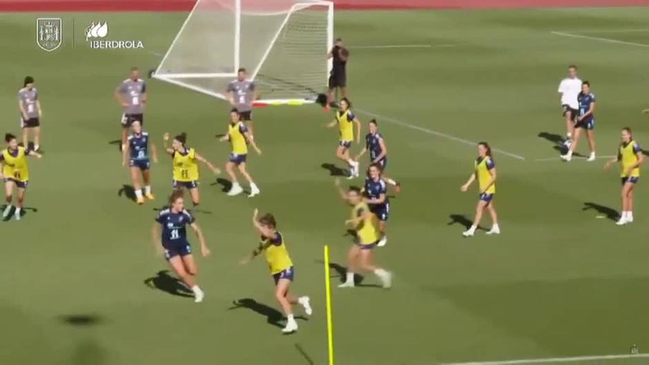 La selección femenina se entrena en Las Rozas mermada por el coronavirus