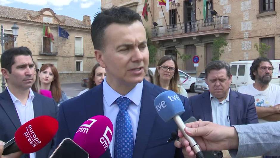 PSOE regional y nacional contraponen las políticas sociales con irresponsabilidad del PP