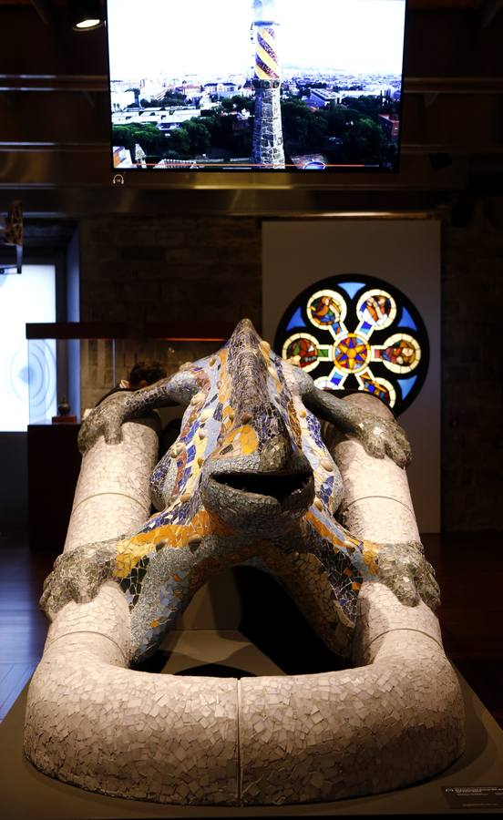 Reproduccion del dragón del Park Güell