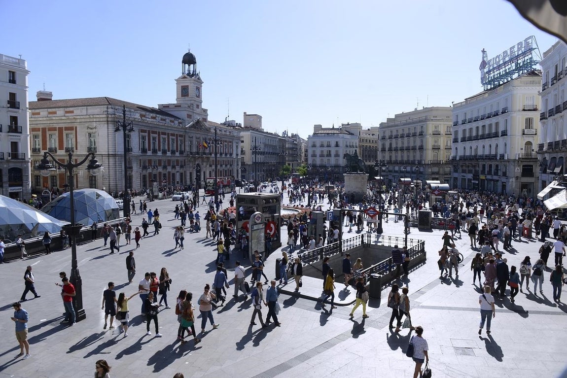 20.. Puerta del Sol, el pasado verano