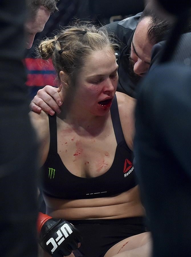 La derrota de Ronda Rousey, en imágenes