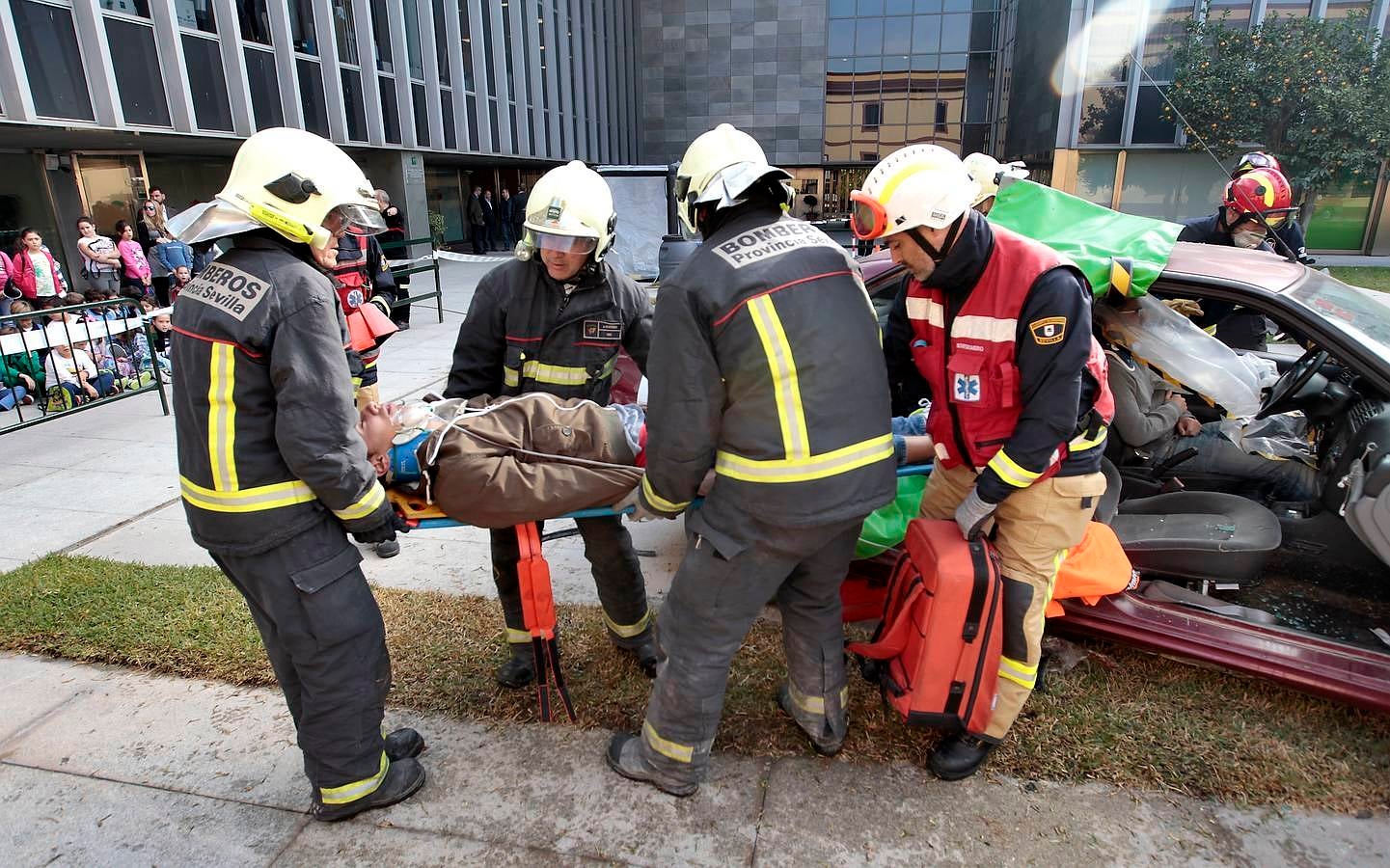 La Diputación enseña cómo actuar en caso de emergencia