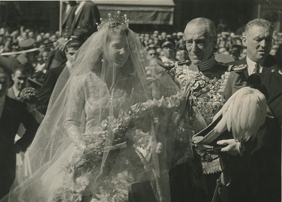 Boda de doña Cayetana con Luis Martínez de Irujo en 1947. 