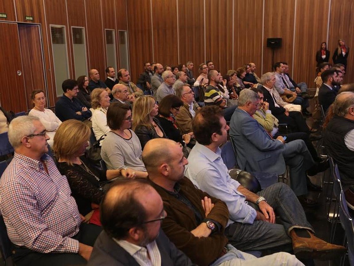 Debate sobre la gastronomía gaditana en el ciclo Cádiz es futuro con Carlos Maribona