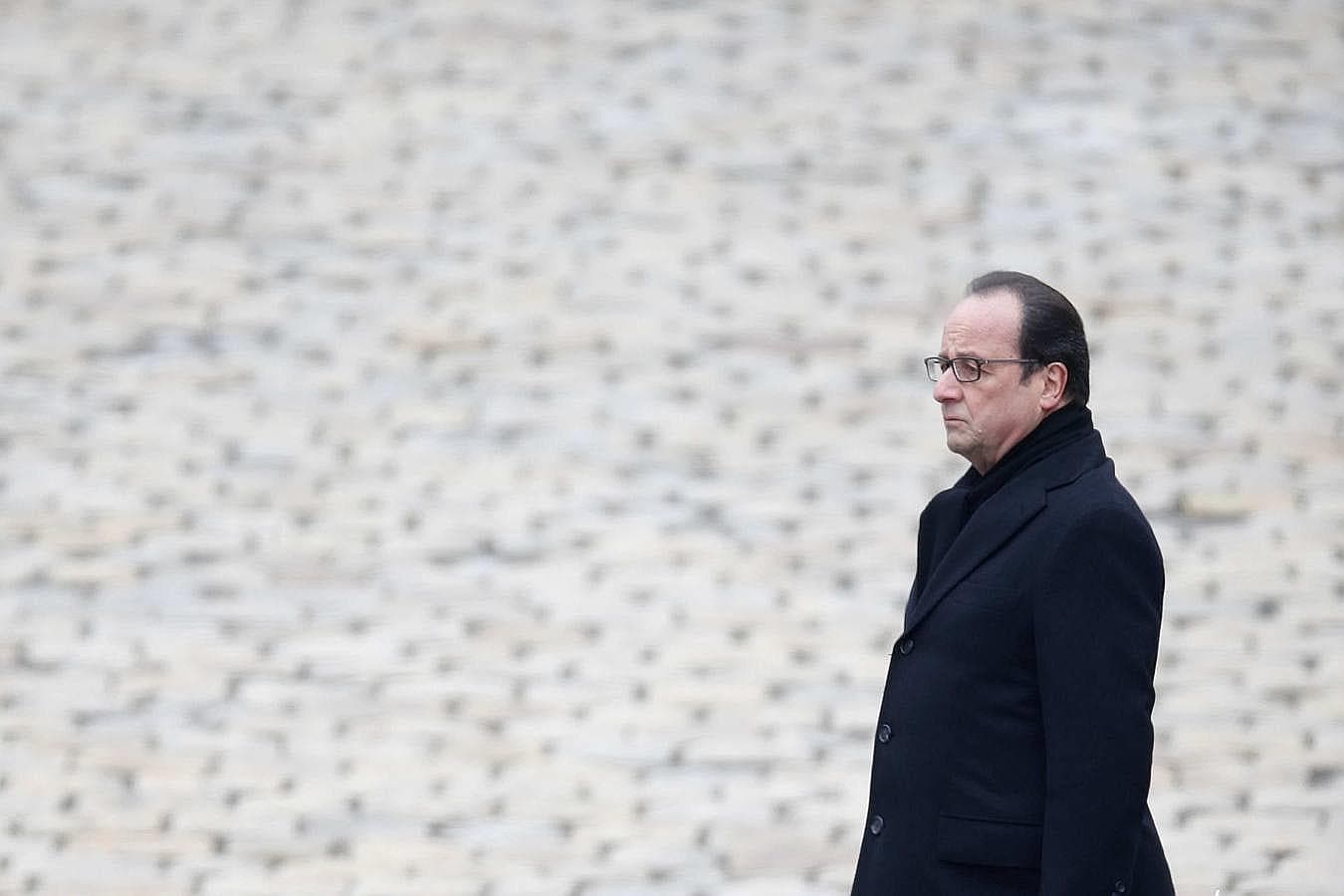 Hollande, en un momento de la ceremonia