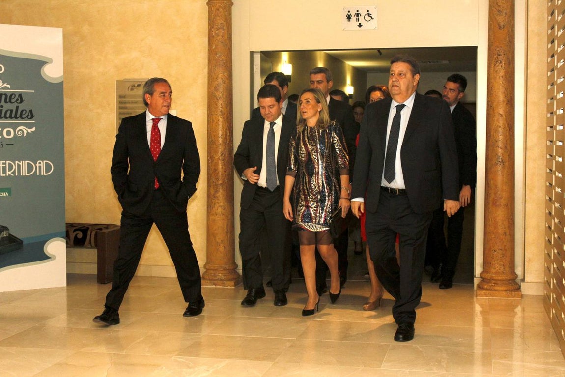 El presidente de Castilla-La Mancha, Emiliano García-Page, y la alcaldesa, Milagros Tolón, asistieron a la entrega de premios. 