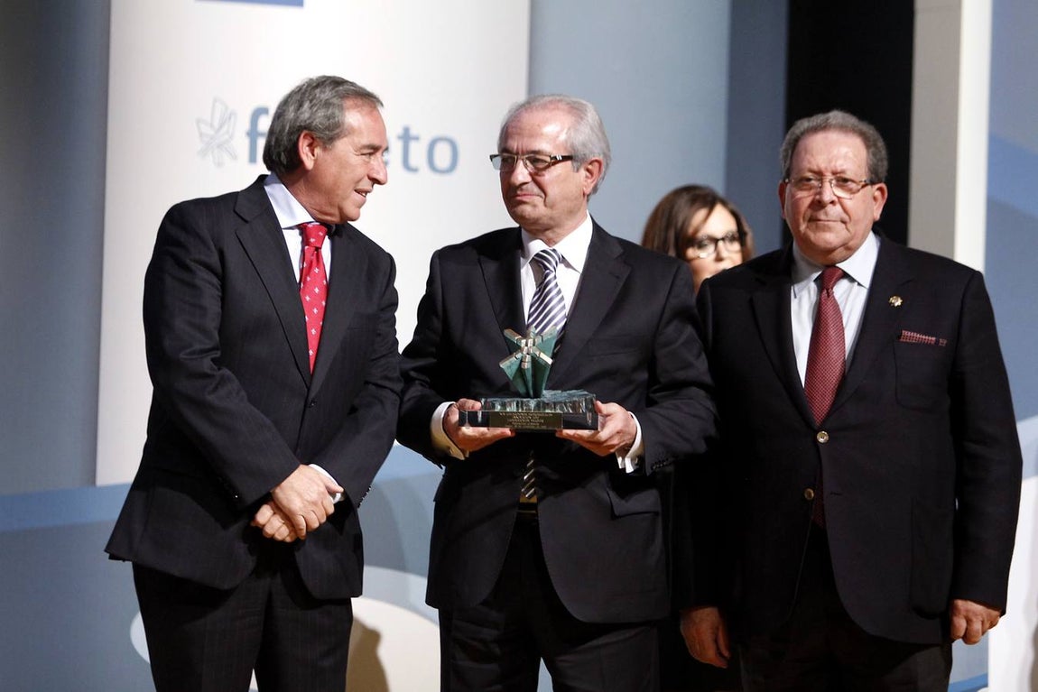 Galardones de Fedeto a la Innovación 2015 a Laboratorios Válquer. 