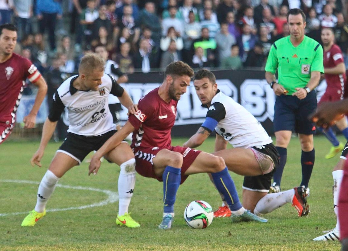 Fotos: Mérida - Cádiz (1-1)