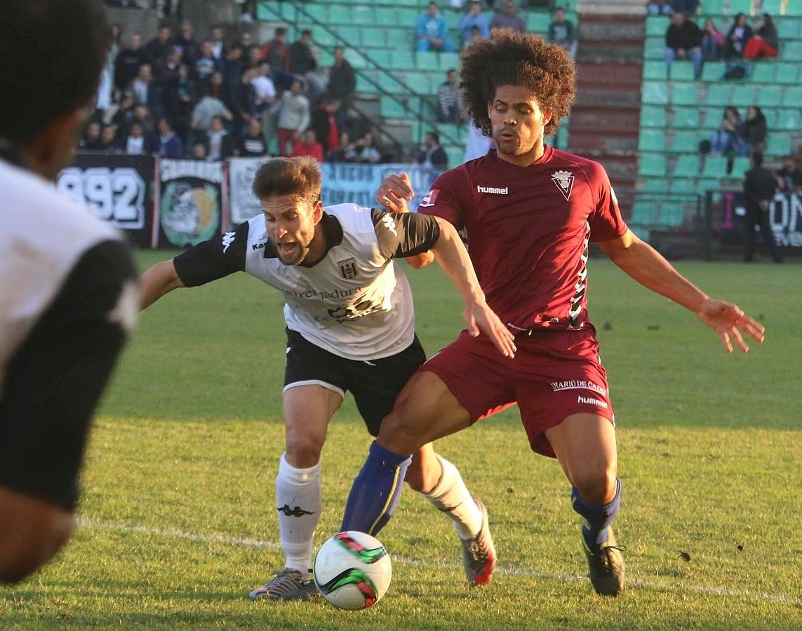 Fotos: Mérida - Cádiz (1-1)