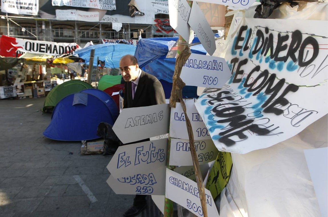 Las otras «Personas del año» de Time. En 2011, «Time» elevó a «Persona del año» al indignado o manifestante, no sólo al de la Puerta del Sol sino a los protagonistas de otros movimientos sociales como  la Primavera Árabe u Occupy Wall Street