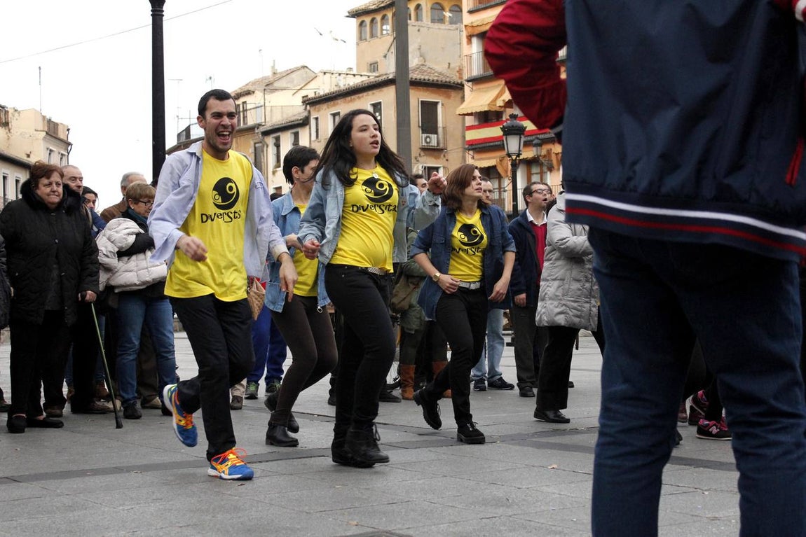 El «FlashMob» del Movimiento Diversitas, en imágenes