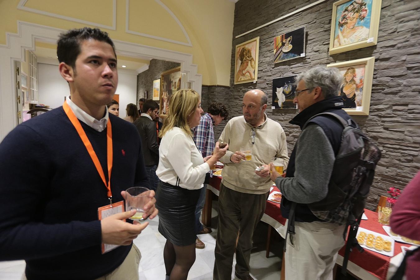 Las mejores imágenes de la jornada electoral en Cádiz