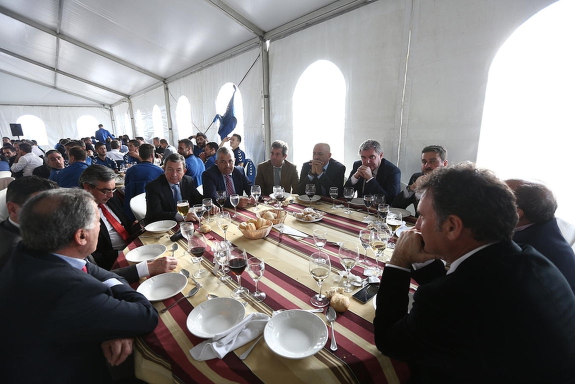 Fotos: Así celebra el Cádiz CF su comida de Navidad