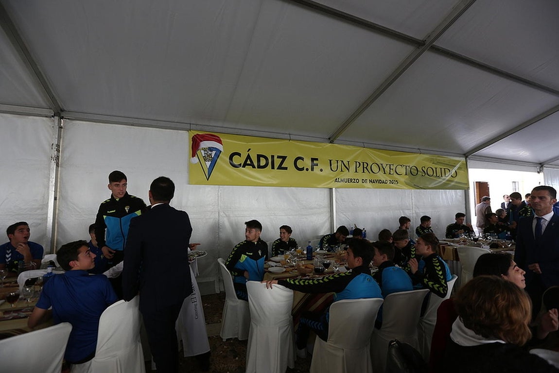 Fotos: Así celebra el Cádiz CF su comida de Navidad