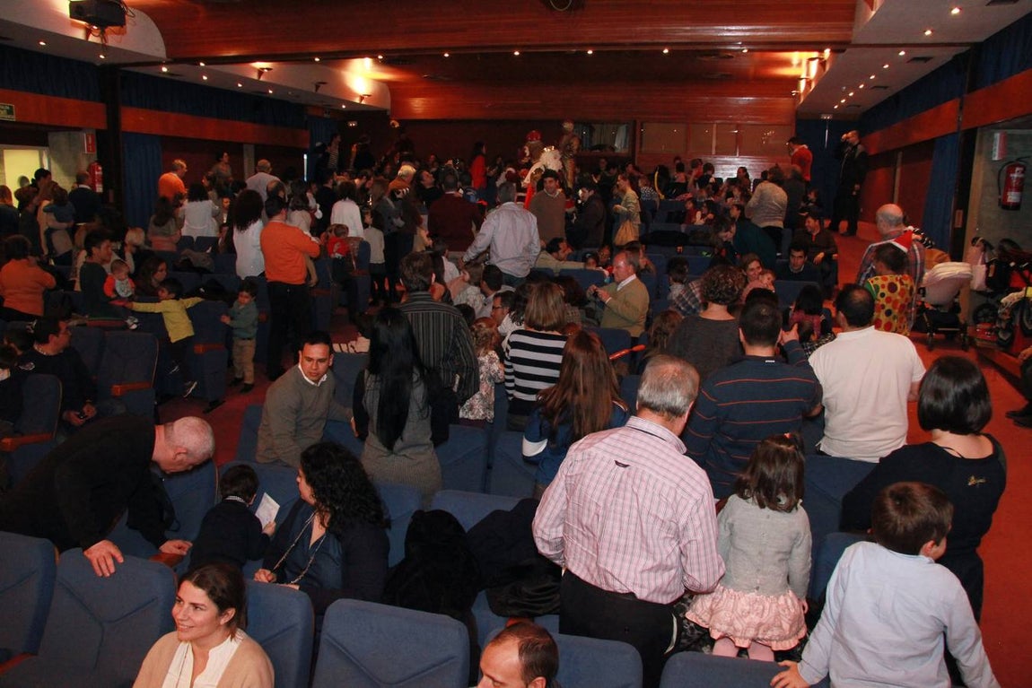 Los Reyes Magos visitan el hospital de Toledo