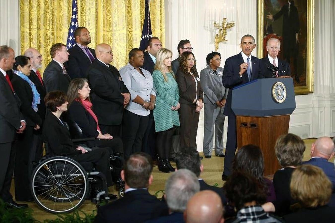 Las lágrimas de Obama llegaron tras las palabras del padre de un niño de primer grado asesinado en la escuela elemental a Sandy Hook en Newtown, Connecticut. 