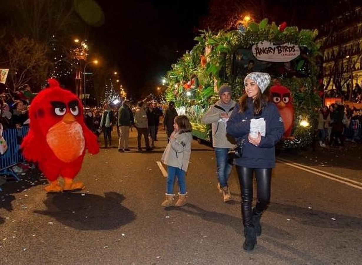 Paula Echevarria compartia una imagen familiar de la noche de la cabalgata junto a su hija Daniela y David Bustamante disfrutando como niños. 