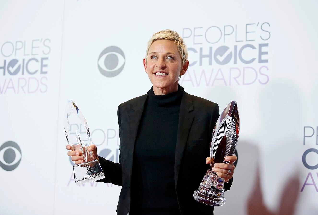 Ellen DeGeneres recibió un premio en agradecimiento a sus trabajos humanitarios