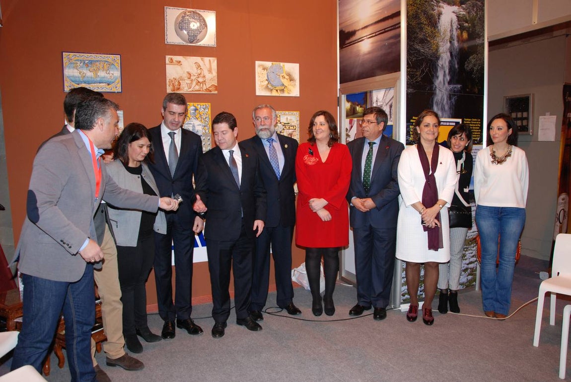 García-Page con el alcalde de Talavera, Jaime Ramos, y el presidente de la Diputación, Álvaro Gutiérrez. 