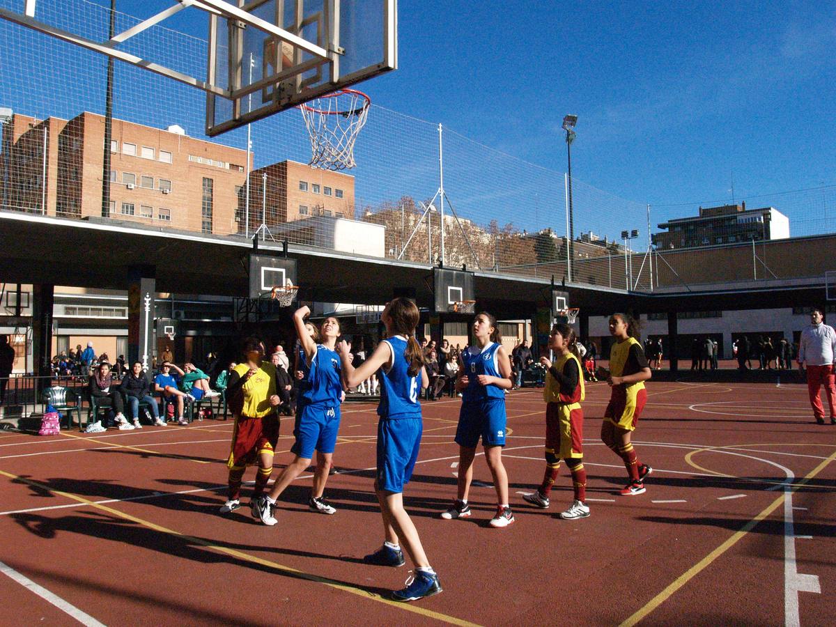 Virgen de Atocha vs Padre Piquer