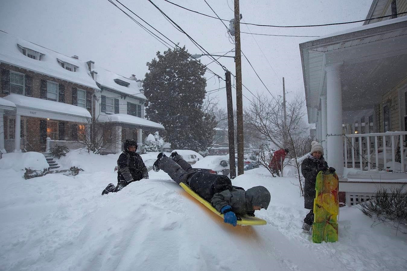 La nieve ha anegado los principales enclaves de Washington. 