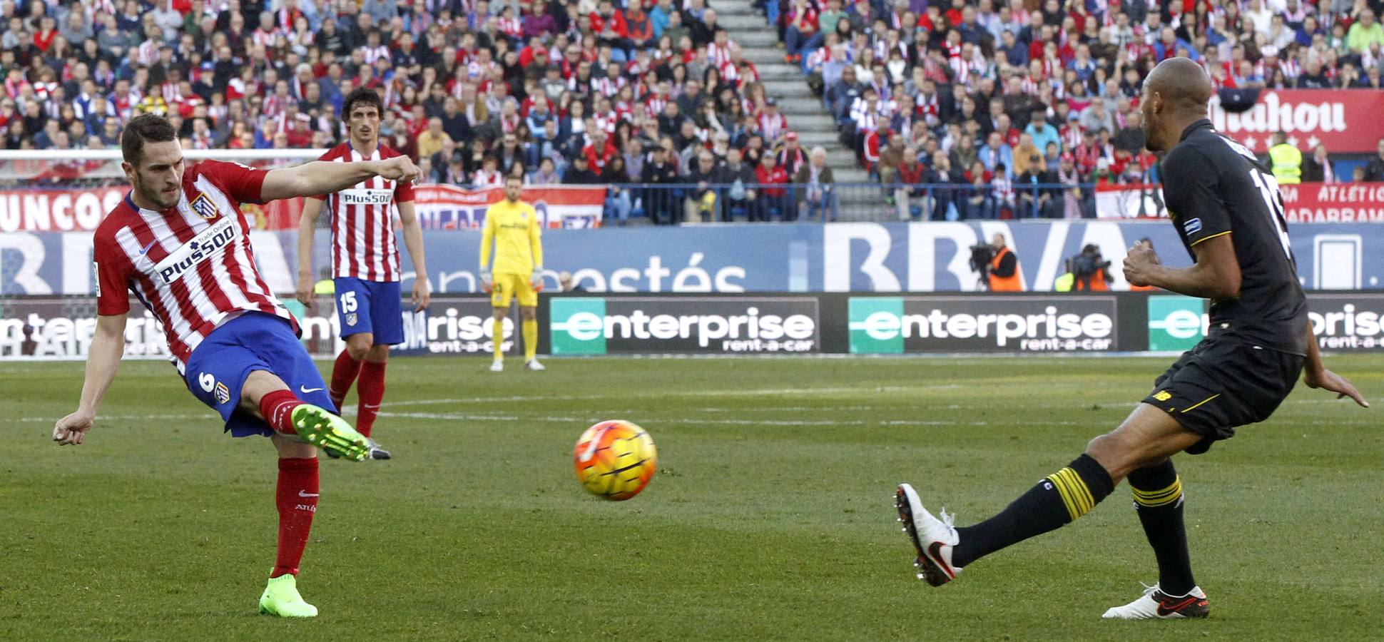 Predominó la presión alta de los dos equipos y los errores en las entregas, aunque a raíz de la expulsión de Vitolo los de Simeone llevaron la voz cantante